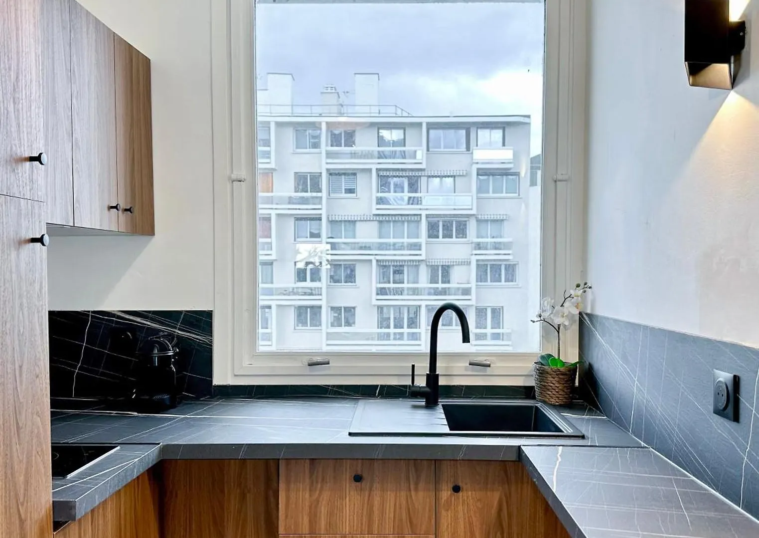 Spacious & Luxurious Flat In Montparnasse Paris 0*,  France
