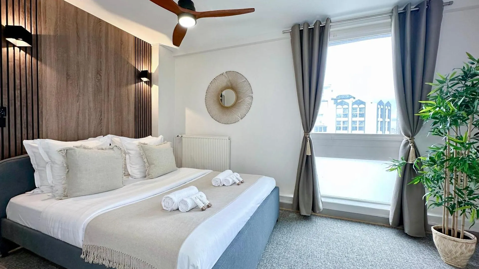 Spacious & Luxurious Flat In Montparnasse Paris France