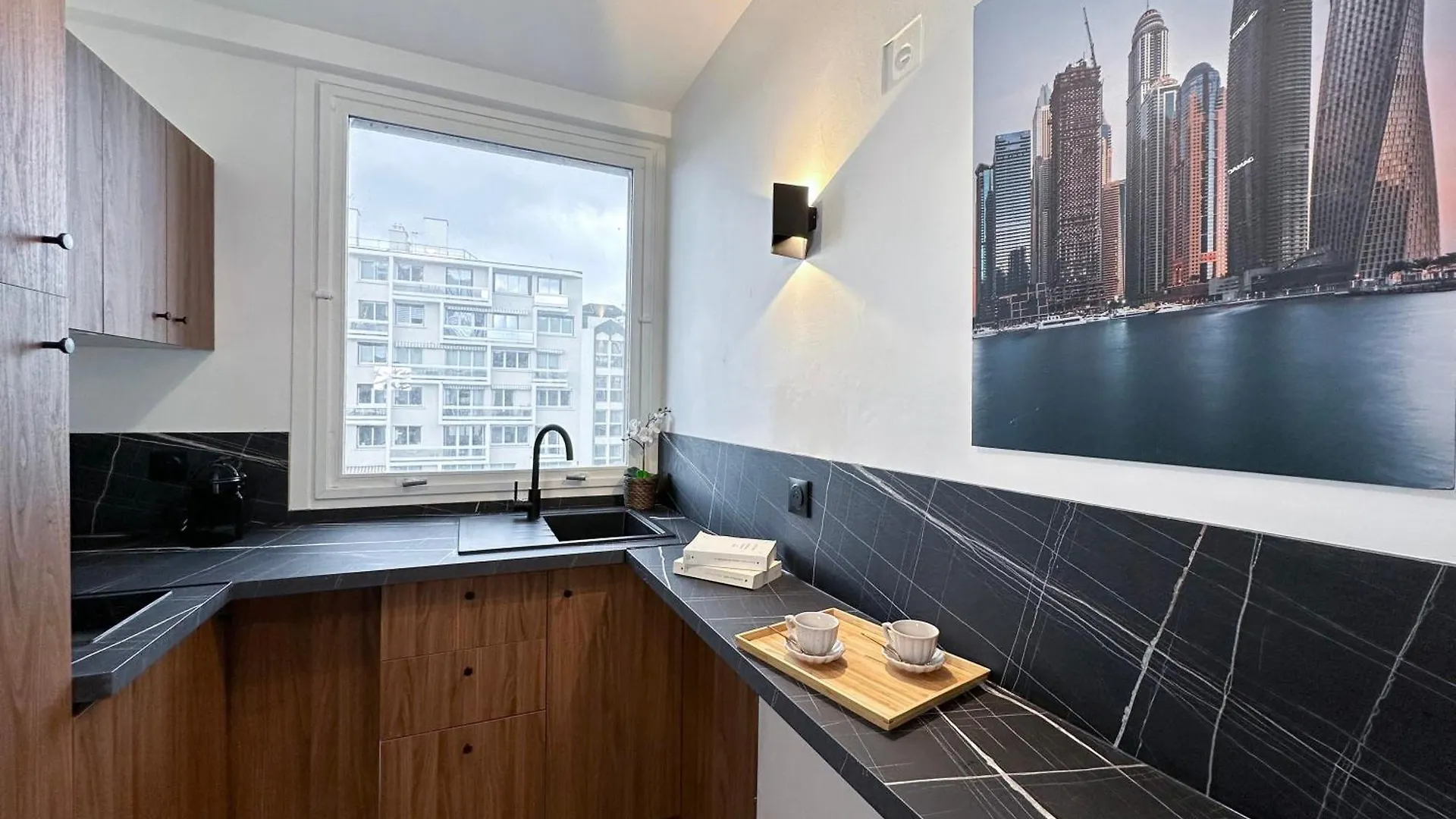 Spacious & Luxurious Flat In Montparnasse Paris Appartement